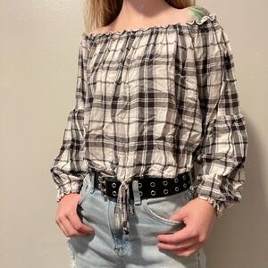 Hollister plaid Off-the-shoulder top